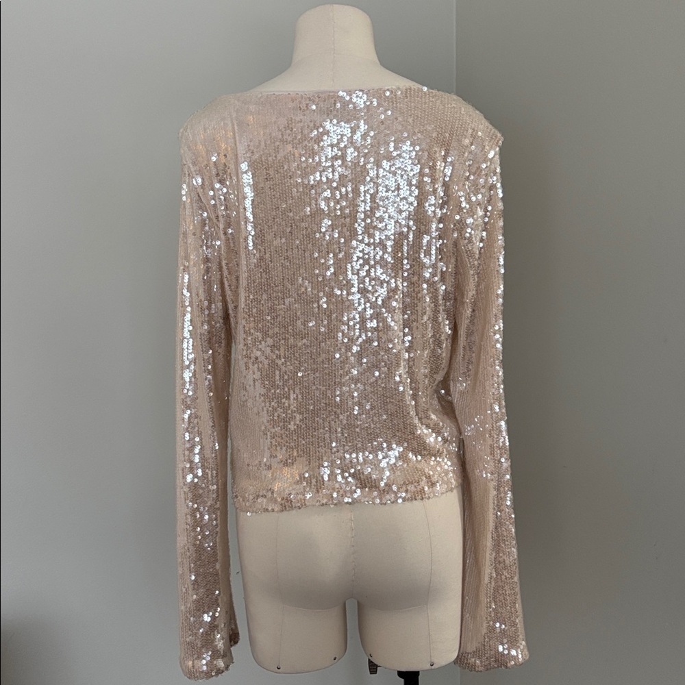 Women's Bell Long Sleeve Sequin Holiday Top SizeXL - Picture 9 of 12